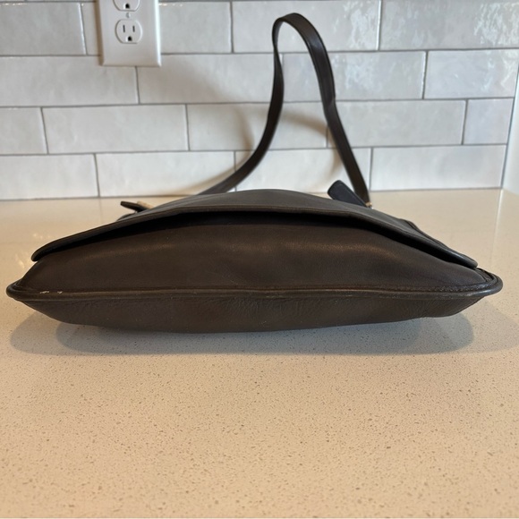 Vintage COACH Legacy Slim Hipster Crossbody Saddle Bag Smooth Brown Leather 9134 - Picture 7 of 10